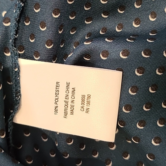 Pretty green silk feel top. X-small new condition - Picture 13 of 13